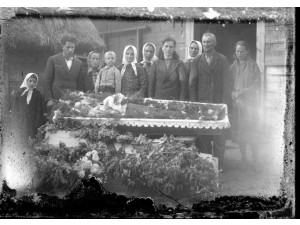 Natisnuti, kob pobôlšyti...