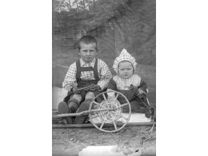 Natisnuti, kob pobôlšyti...