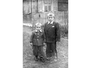 Natisnuti, kob pobôlšyti...